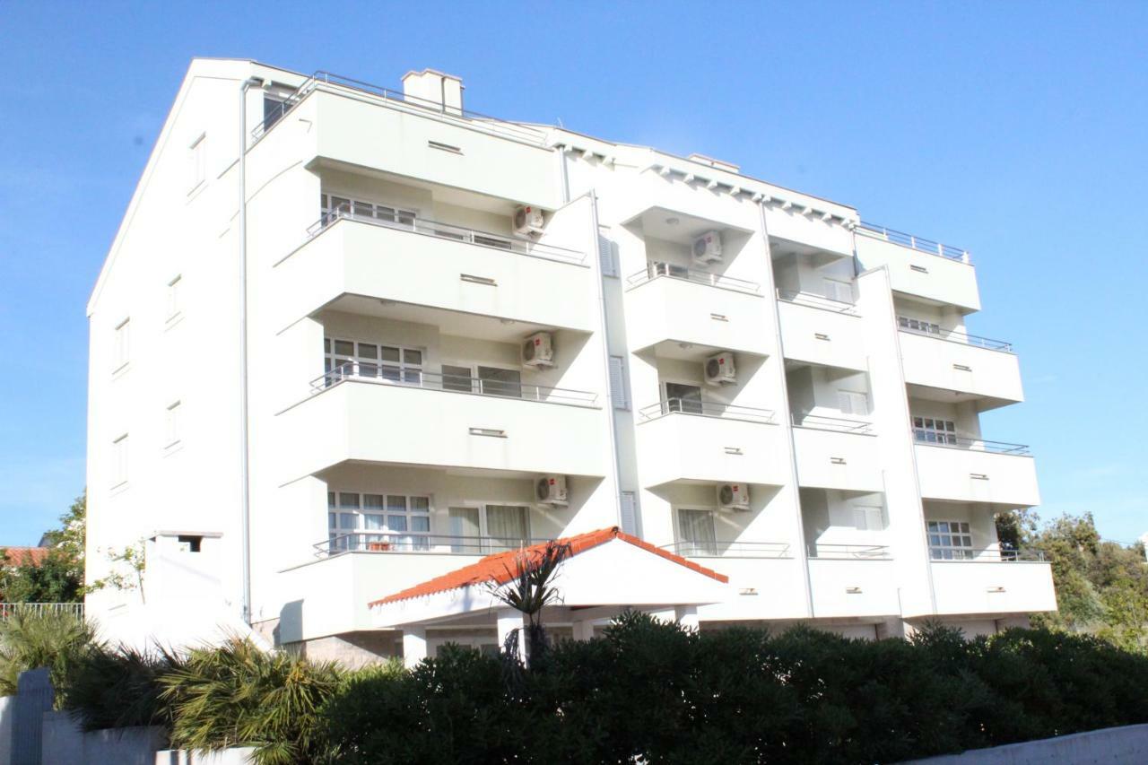 Villa Laurus Kozino Exterior photo